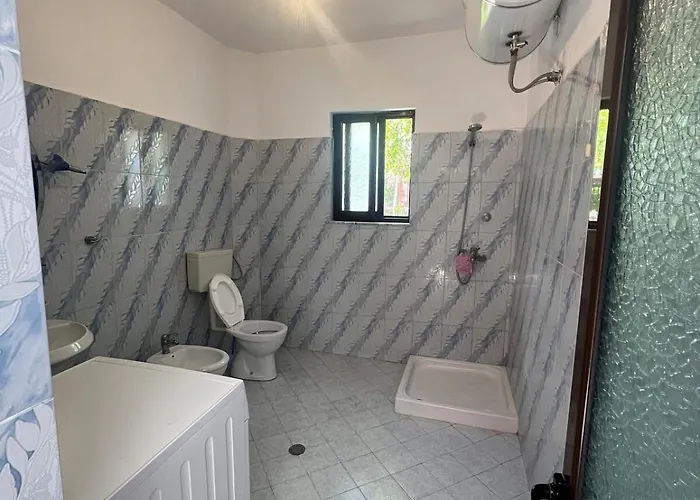 Private House Feriehus Golem (Tirana)